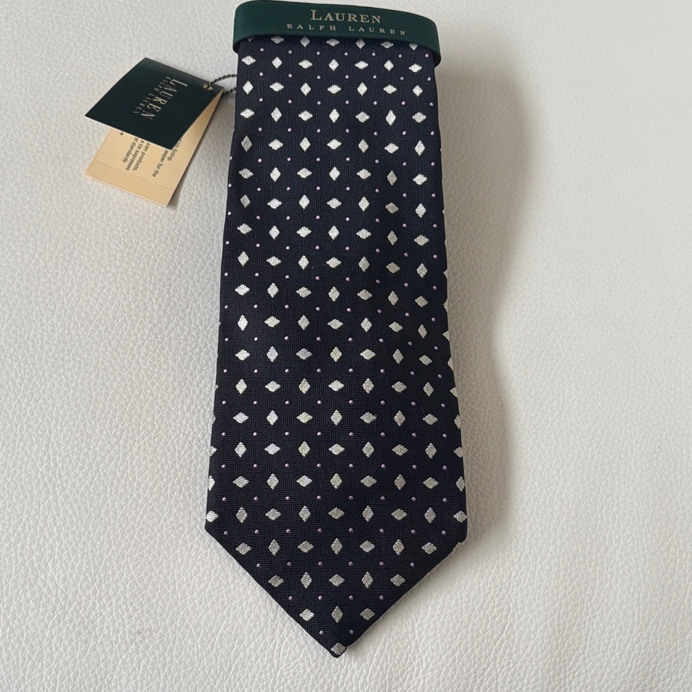 Lauren Ralph Lauren 100% Silk Men’s Black and Ivory Tie